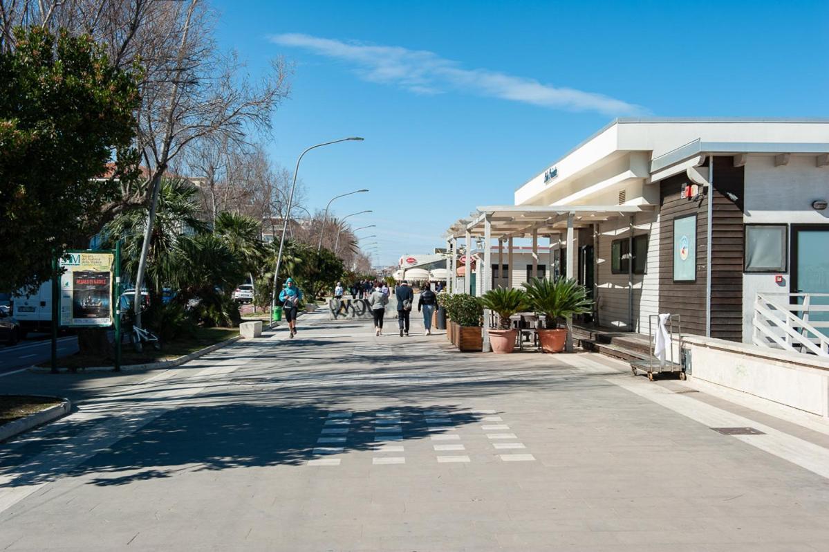 Hotel Augusto Al Mare Pescara Exterior foto